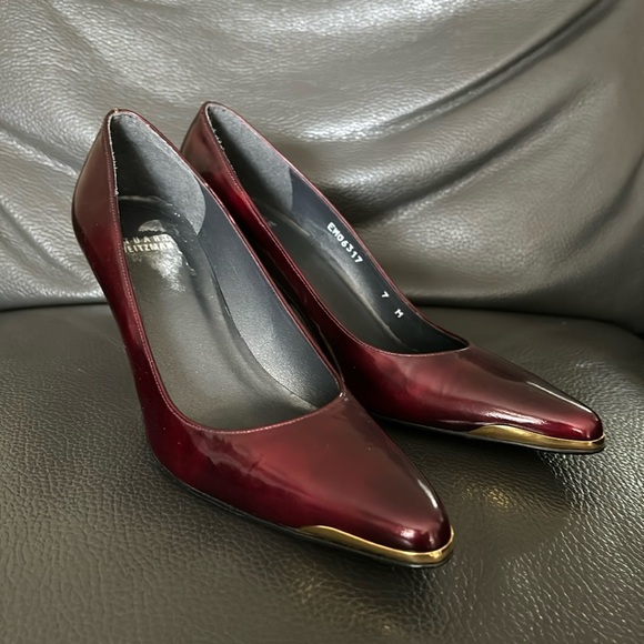 Stuart Weitzman Burgundy and Gold Patent Leather High Heels Sz 7 - Picture 1 of 13